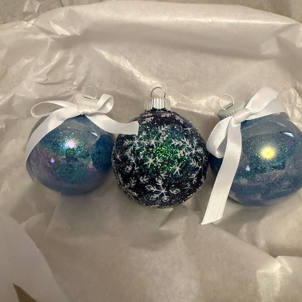 Handmade Glass Holiday Ornament Set - Elegant Glitter Snowflake Baubles
